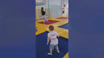 Батутный центр Гуд Батут