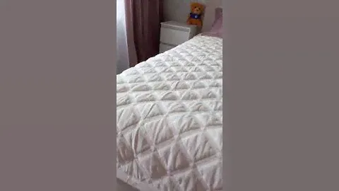 кровать